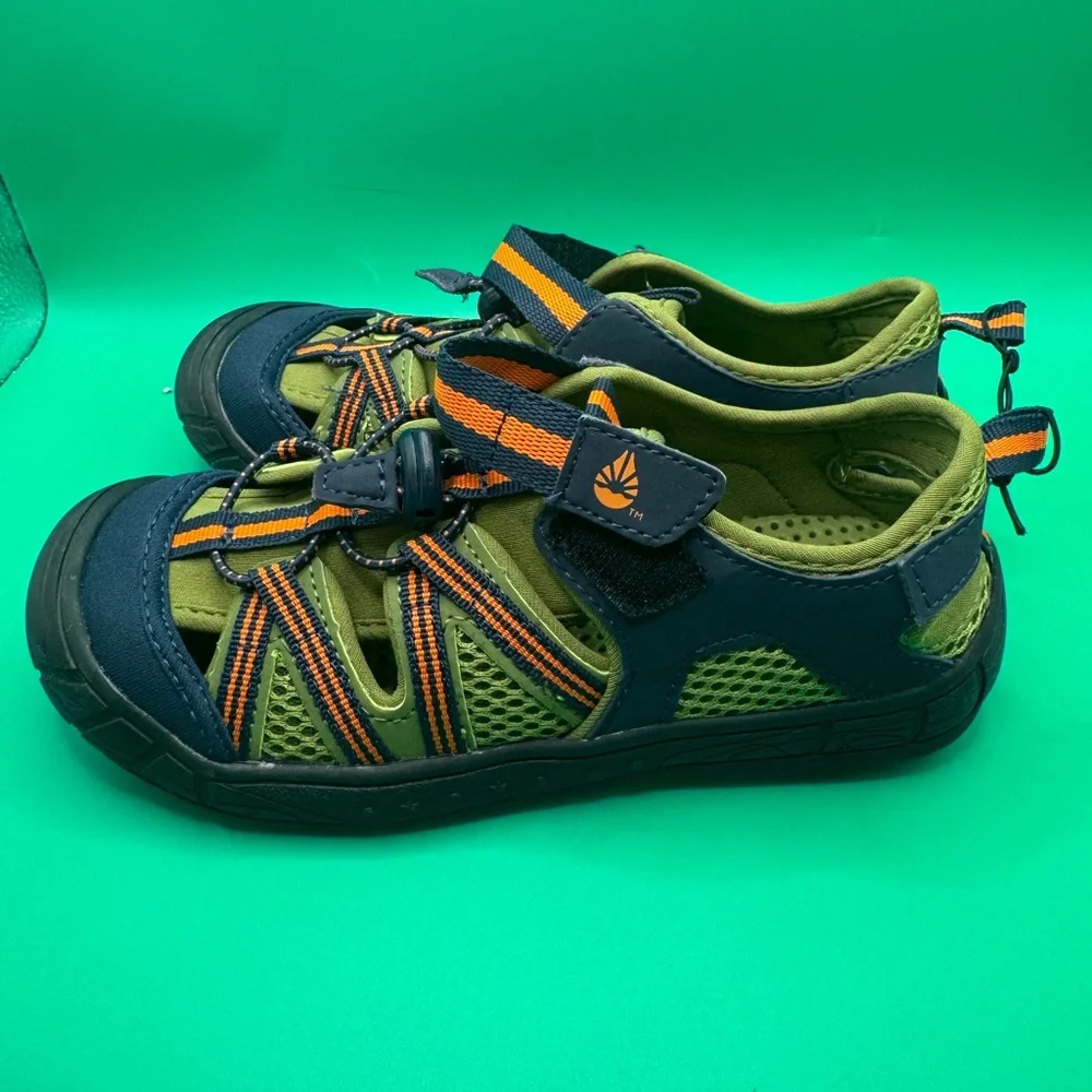 O’Rageous Boy’s Backshore III Water Shoes Green/Blue size 2 D NEW